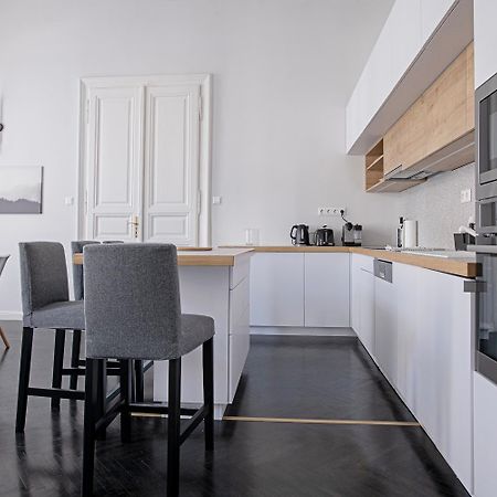 City Center Industrial Residence Budapest Ngoại thất bức ảnh